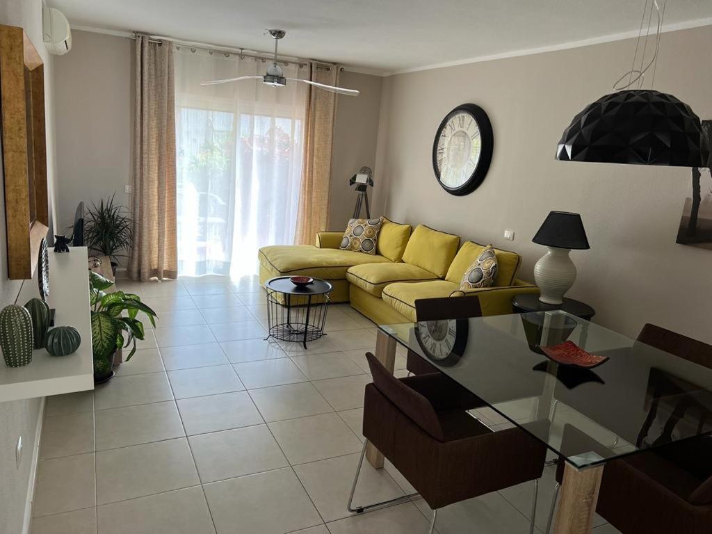 Juangy'S Apartments In Las Adelfas Golf Del Sur Сан-Мігель-де-Абона Екстер'єр фото